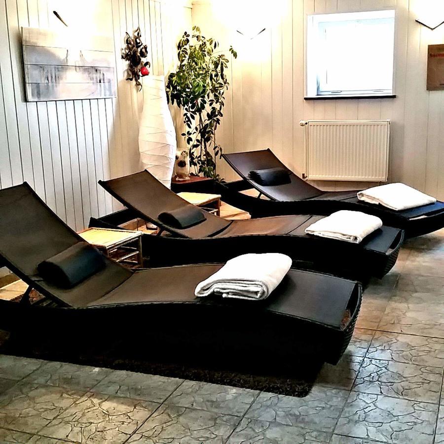 Wellnesshotel Legde エクステリア 写真